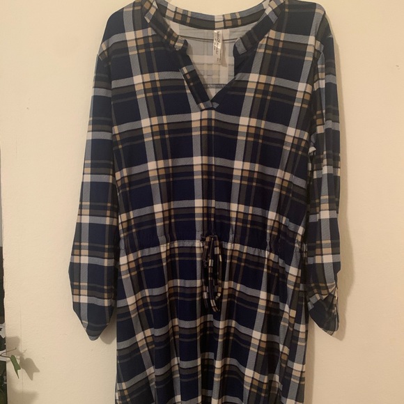 Plaid blue dress - Picture 1 of 4